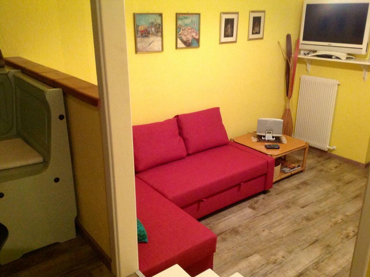 Apartament Luna Wifi Free - Мальчезіне Екстер'єр фото