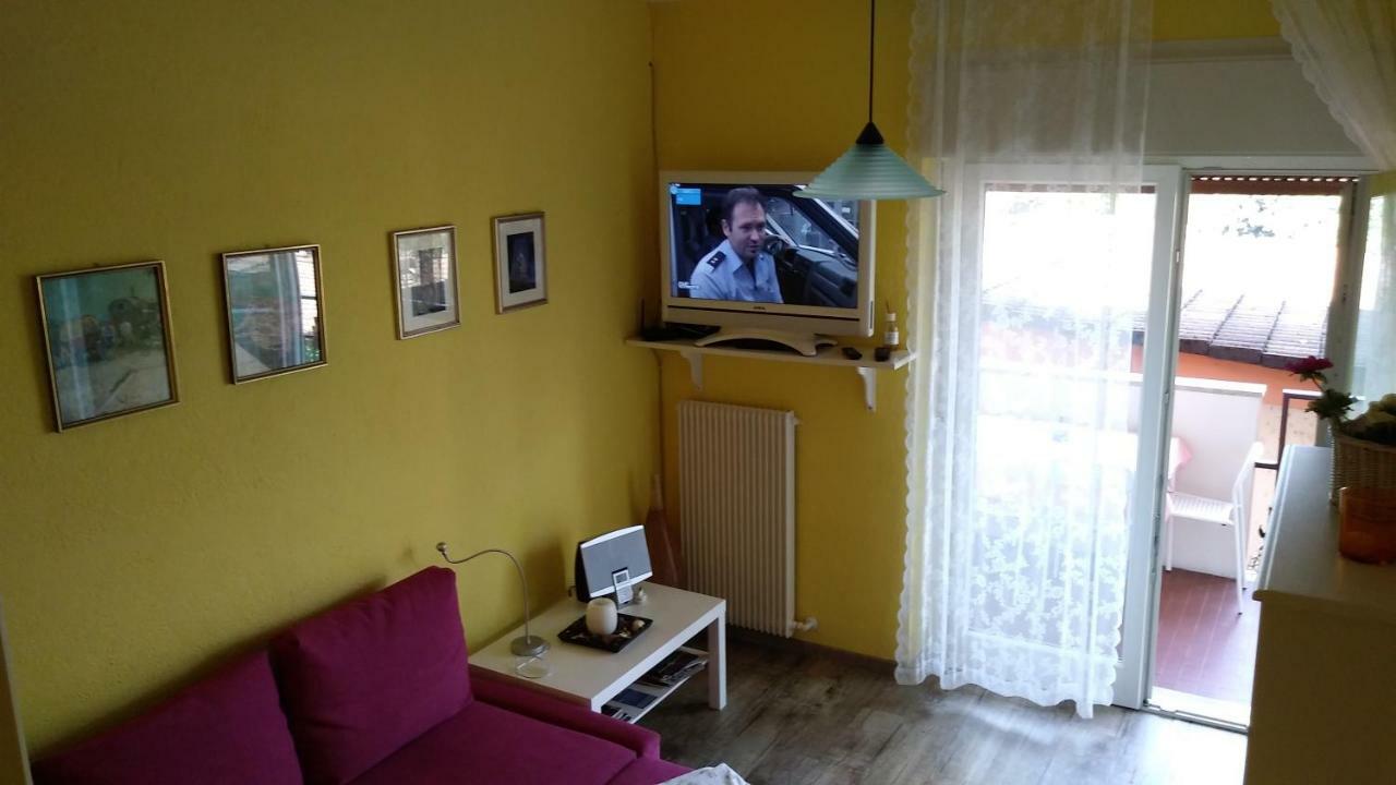 Apartament Luna Wifi Free - Мальчезіне Екстер'єр фото